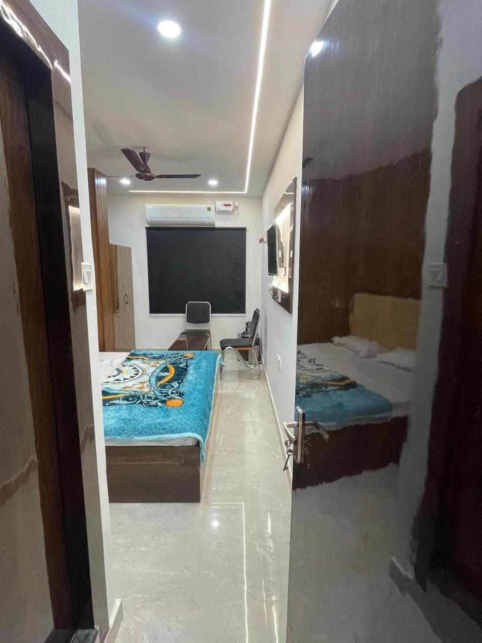 Kashi Imperial Bed & Breakfast Varanasi Bagian luar foto